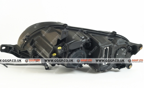 Right headlight GT II 2011- (with diodes black GT3-R)