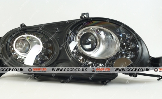 Right headlight GT II 2011- (with diodes black GT3-R)